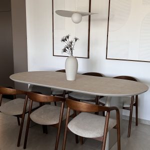 Eeggstone table שולחן פינת אוכל
